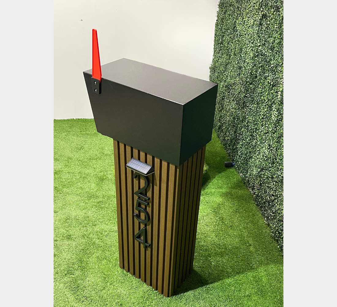 MAILBOXtopher Robin 1.0