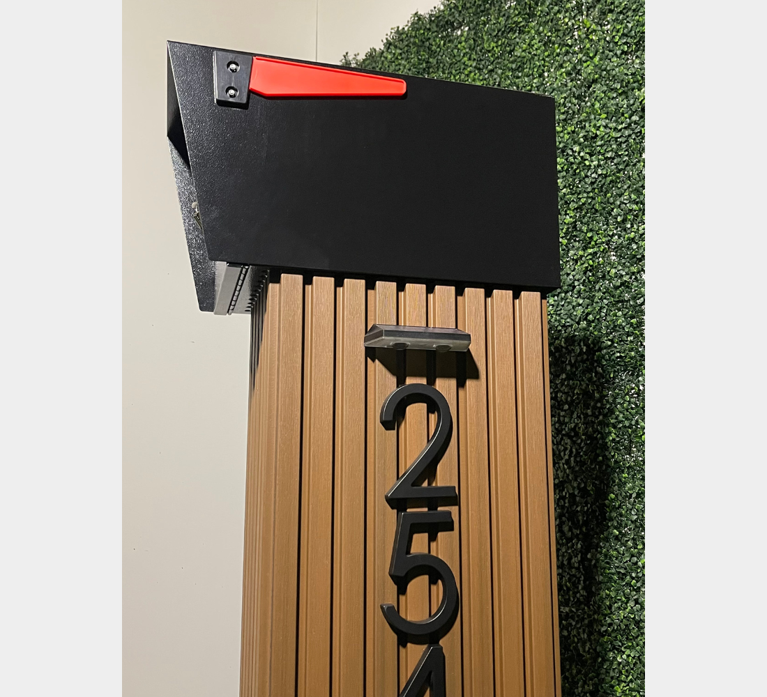 MAILBOXtopher Robin 1.0