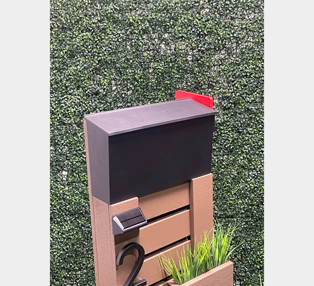 Elvis MAILBOXley 1.0